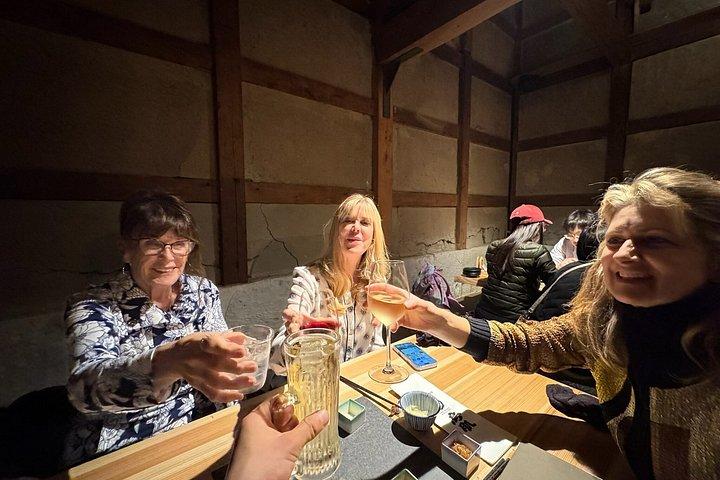 金沢ナイトウォーク＆居酒屋ツアー（現地ガイド付き）