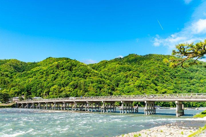 大阪発ベストオブ京都・奈良ハイライト日帰りツアー（7～9スポット）