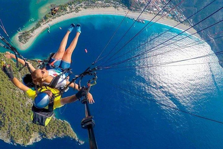Fethiye Paragliding Experience with Expert Local Pilots