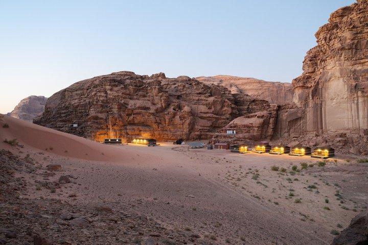 Wadi Rum Desert Secret Dos días y noches en el mundo beduino