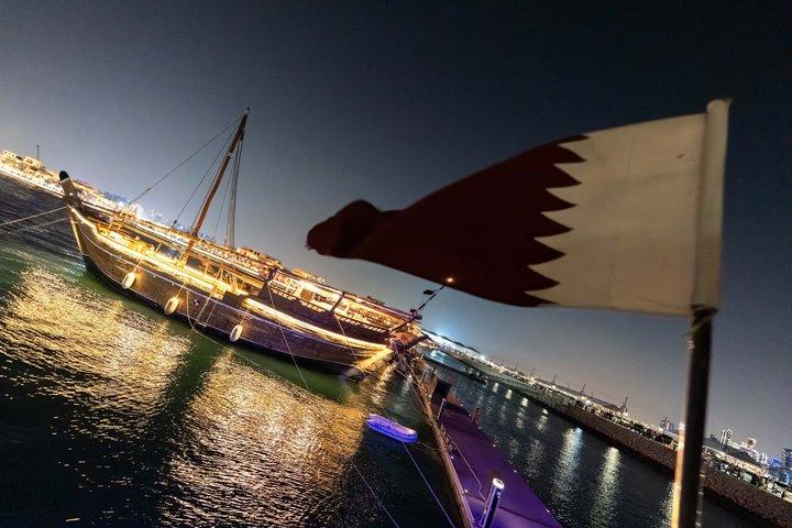 Doha : Excursion en croisière sur dhow au dîner sous la lune avec transferts