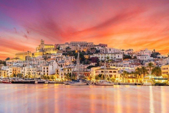 Tour de lujo por Ibiza con crucero incluido tiempo libre