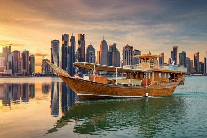 Doha : Excursion en croisière sur dhow au dîner sous la lune avec transferts