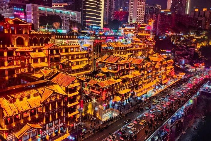 Tour a piedi notturno di Chongqing Cyberpunk con Guida locale autorizzata