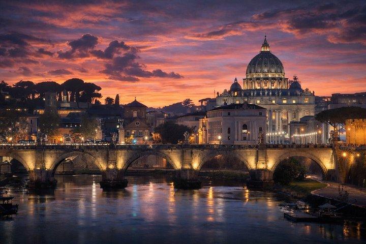 日没までのローマの風景：光とアイコンの間のフォトツアー