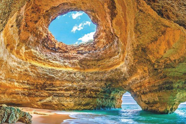 Vilamoura : イルカ＆ベナギル洞窟-カタマラン