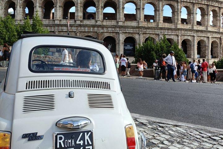 Recorrido nocturno en un Fiat 500: descubre Roma al atardecer