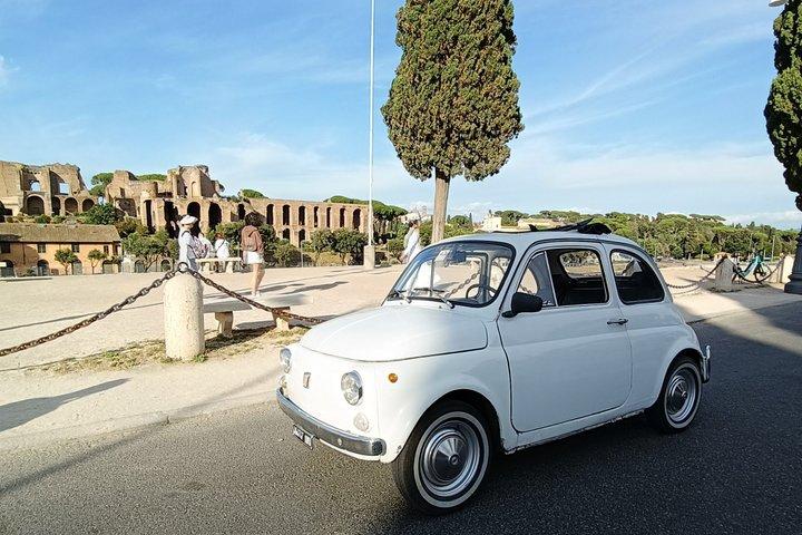 Recorrido nocturno en un Fiat 500: descubre Roma al atardecer