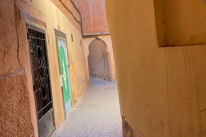 Kesh monumenti souk e giardino