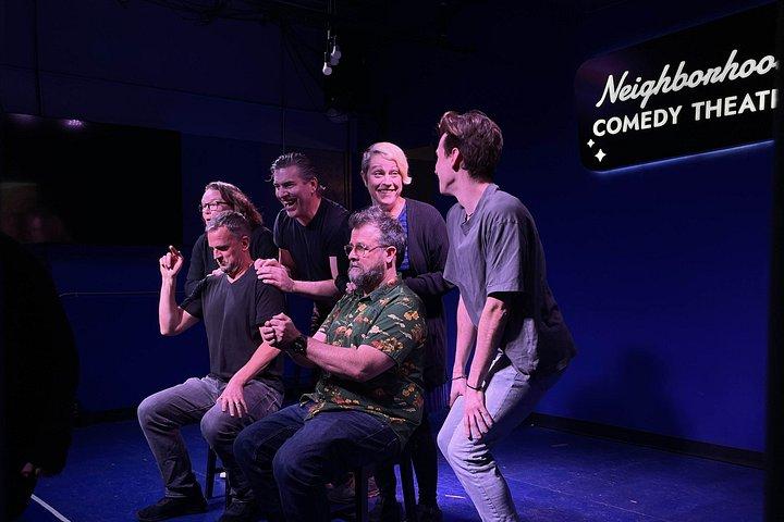 Contação de histórias e improvisação do Main Street Comedy Show