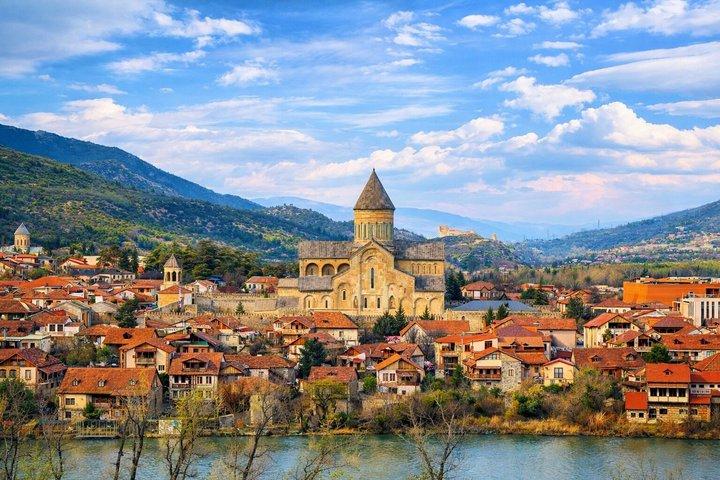Tbilisi - Mtskheta Tour : geschiedenis, uitzicht, wijn & boottocht