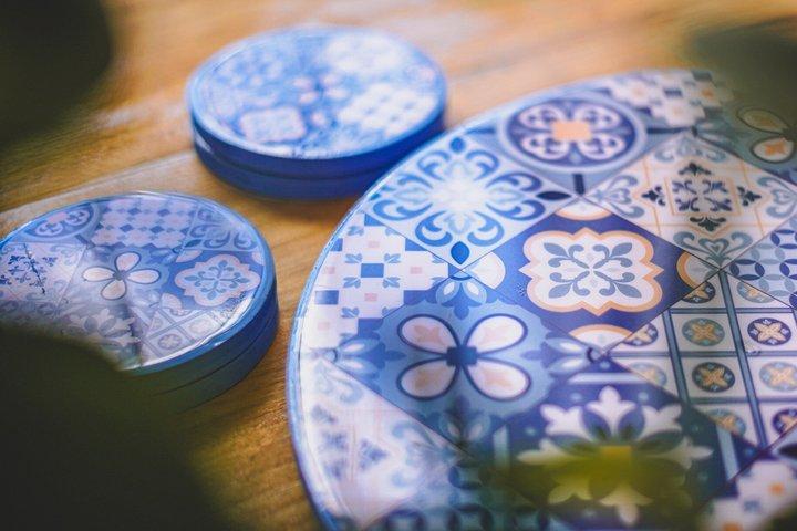 Einzigartige Kunst aus ecuadorianischem Harz, die mit einem lokalen Designer erstellt wurde
