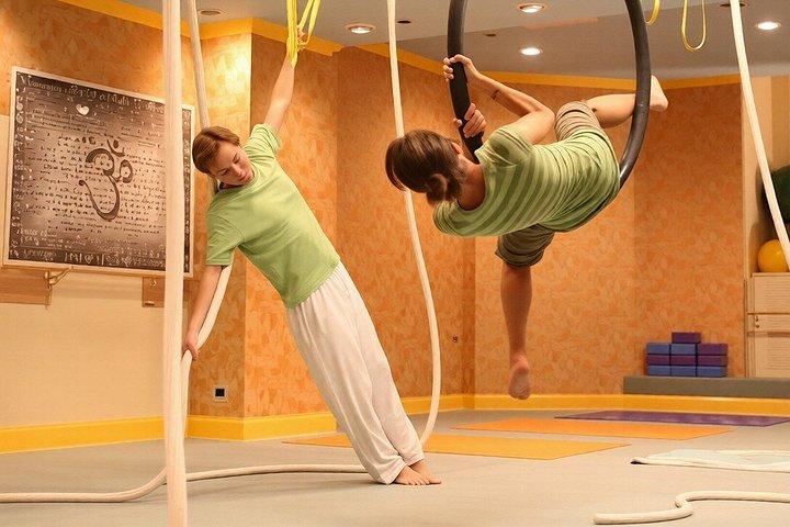 Indoor Group Mobility Yoga Class