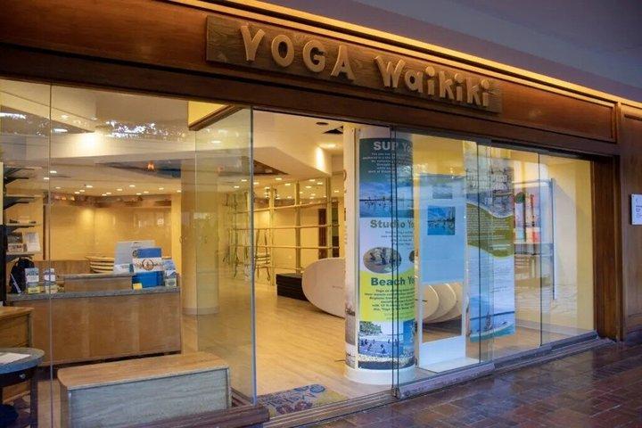 Indoor Group Mobility Yoga Class