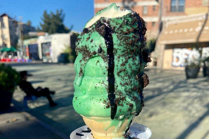 Tour gastronomico di Hollywood con tour gastronomici per vivere e cenare a LA