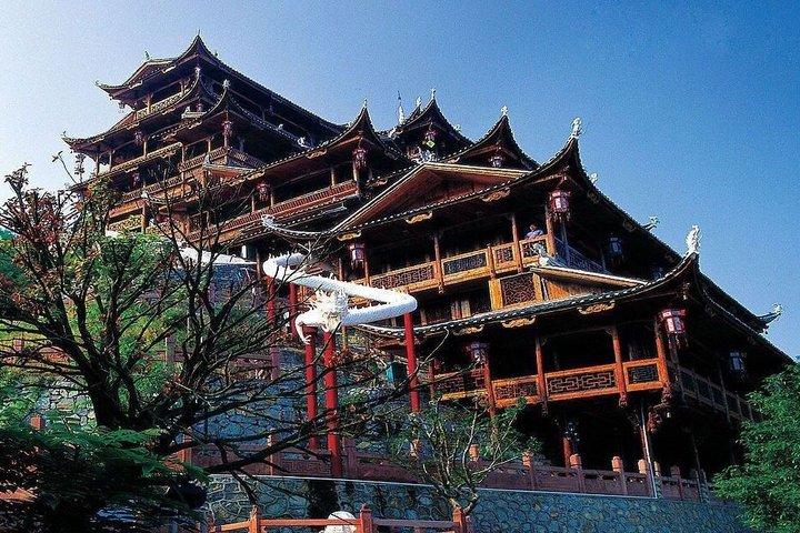 1 - Tagestour zum Tianmen-Berg mit Tujia-Zollpark