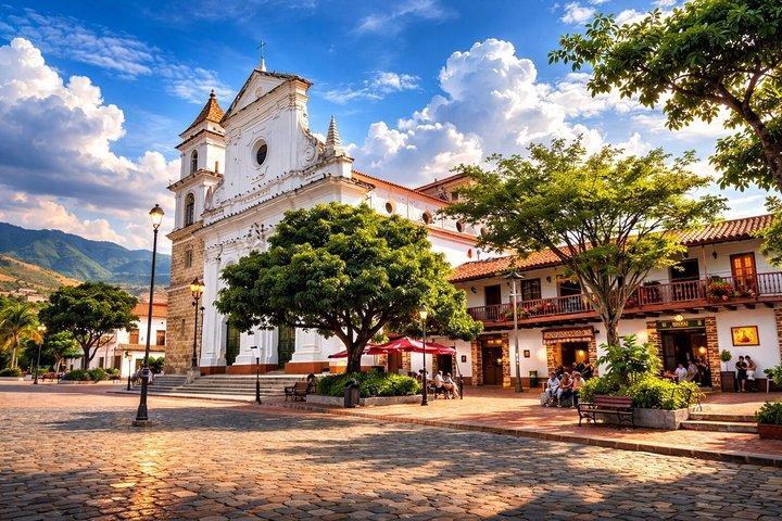 Private Tour to Santa Fe de Antioquia Town & Coffee Farm.