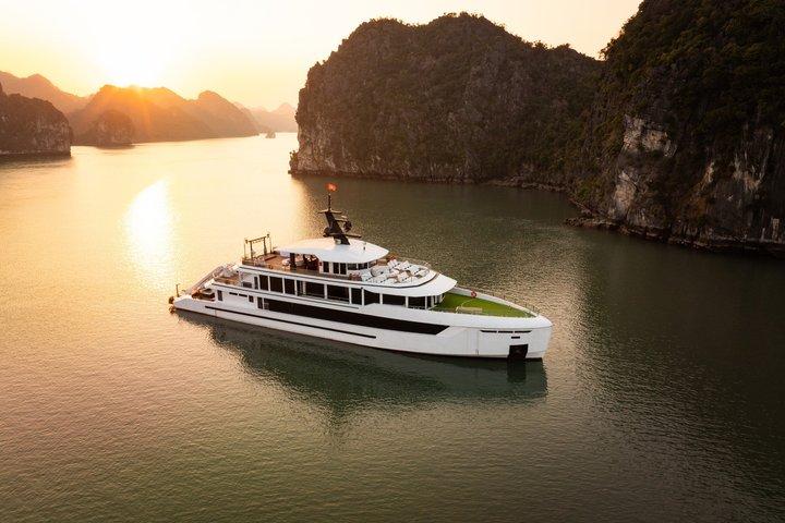 Hanoï : Découvrez Halong & Lan Ha Bay Premium 5 - Croisière Star Scenic