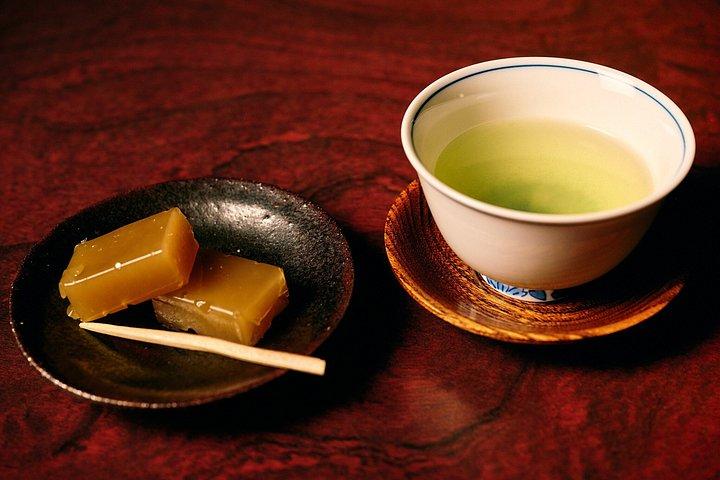 夜のお寺体験禅とドローン仏