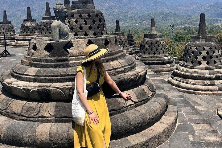 Borobudur ClimbUP garantizado (opción de salida del sol) y excursión de un día a Prambanan