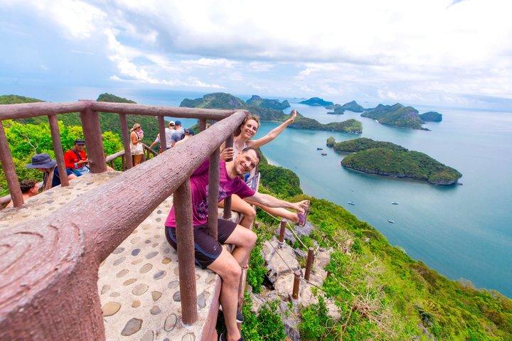 Angthong Marine Park Big Boat Tour with Lunch from Koh Samui