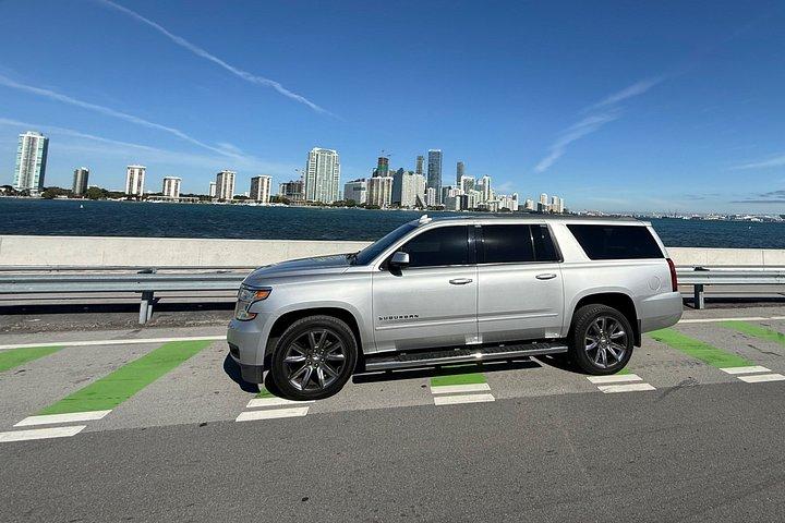 マイアミプライベートVIPシティツアー(シェビーサバーバン以上):4時間