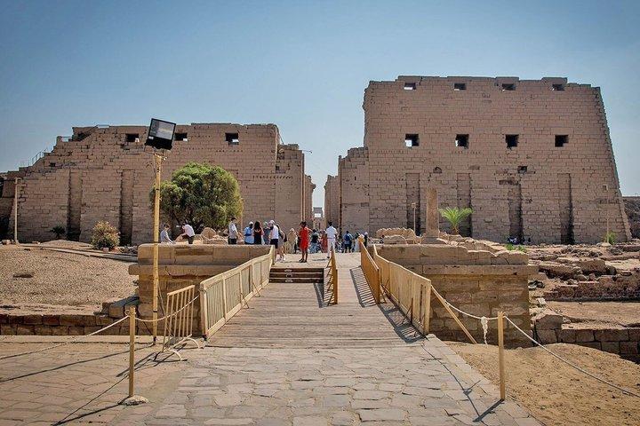 East Bank: Karnak & Luxor Temples & Luxor Museum
