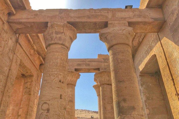 ルクソールのホテルからエドフ＆コムオンボ寺院