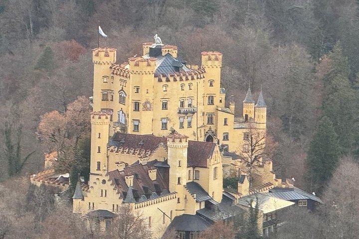 Castelli Neuschwanstein e Hohenschwangau da Monaco di Baviera