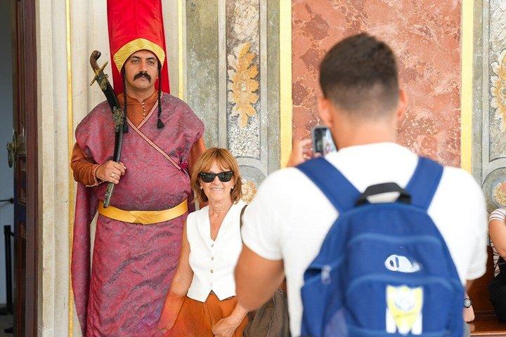 Topkapi Palace with Harem Small Group Guided Tour Historian Guide