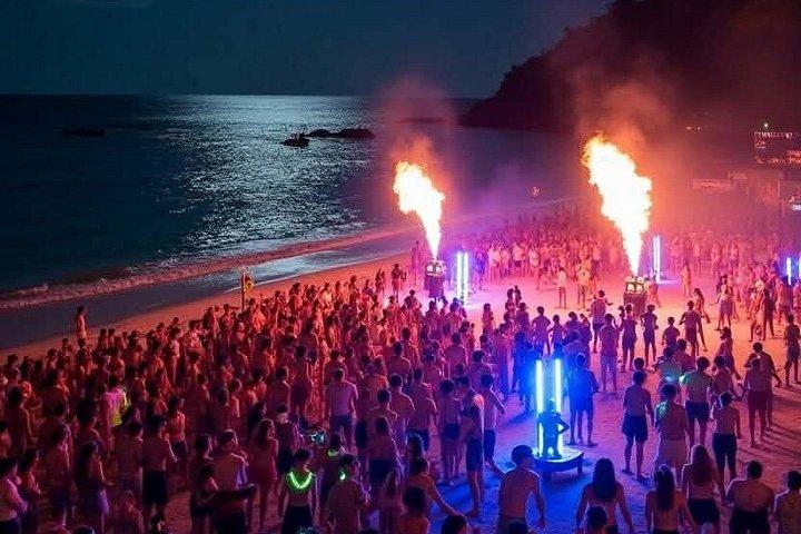 Koh Samui Chaweng Beach Nightlife Walking Tour