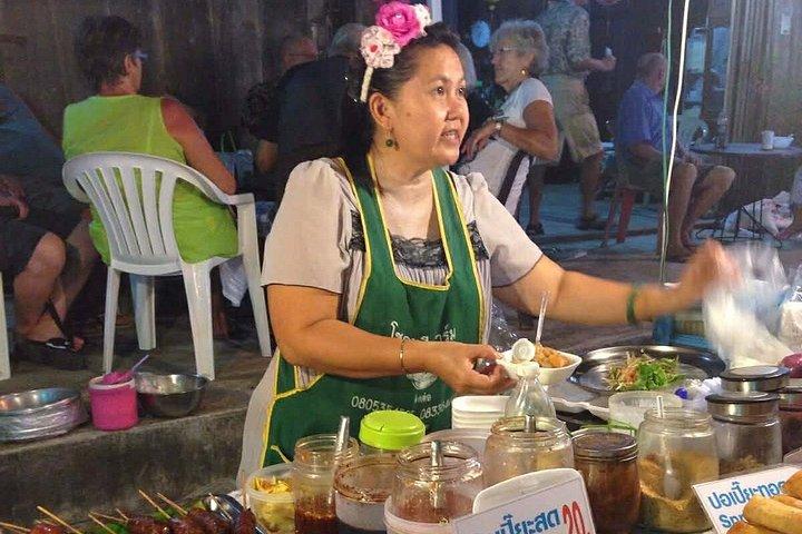 Koh Samui Chaweng Beach Nightlife Walking Tour