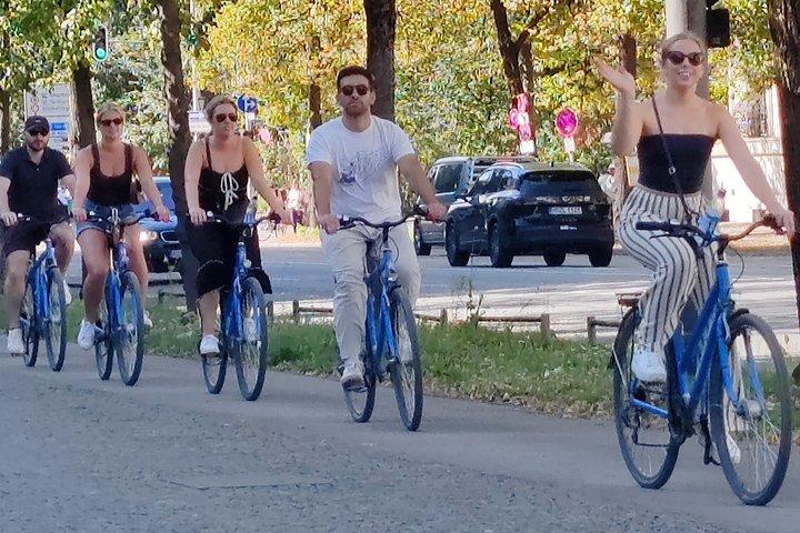 ミュンヘンクラシックバイクツアー@11.30午前サーファーズ＆ビアガーデンストップ付き