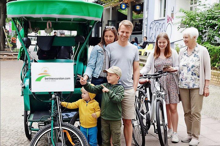 Op til 12 pers. Private E-cykler & cykler & scootere og 1 Rickshaw
