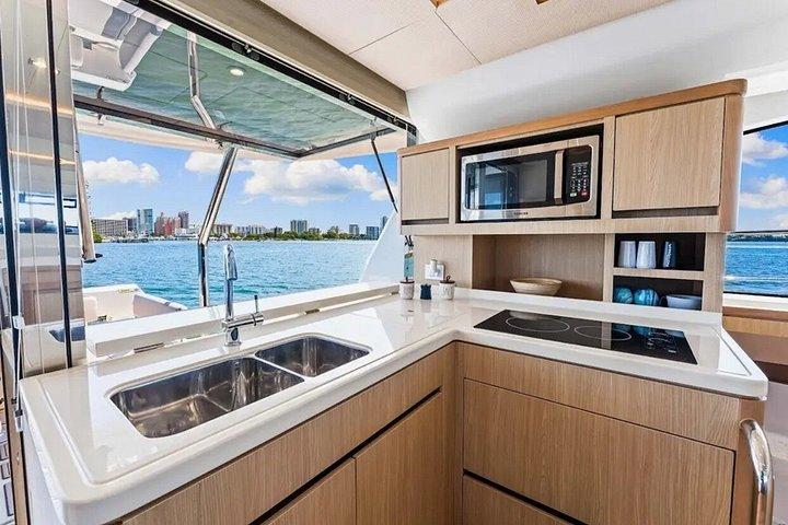 Sarasota-50’ Memory Maker | Aquila Power Catamaran- 3 Hour