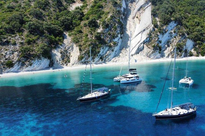 Luxe dagcruises naar Ithaca - zwemmen, snorkelen en nog veel meer!