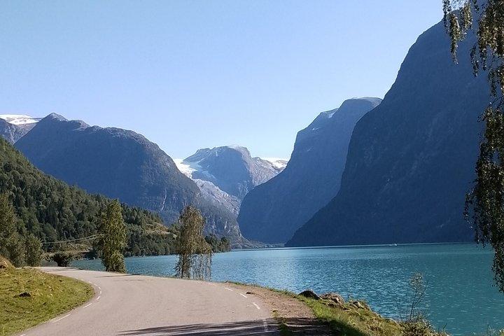 Two Lakes and A Glacier Scenic Tour from Olden