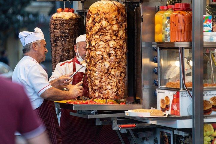クサダシポートホテルズ発エフェソス食と文化ツアー
