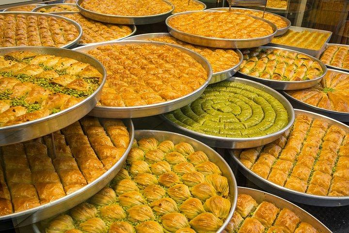 クサダシポートホテルズ発エフェソス食と文化ツアー