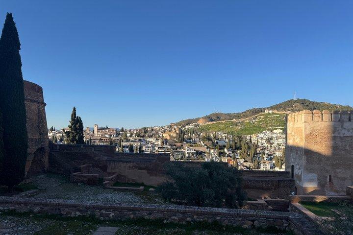 Entornos de la Alhambra y Palacio Nazarí en Granada