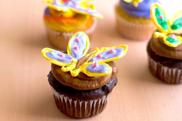 Fun Cupcake Decorating Class With a Local Chef in Sacramento