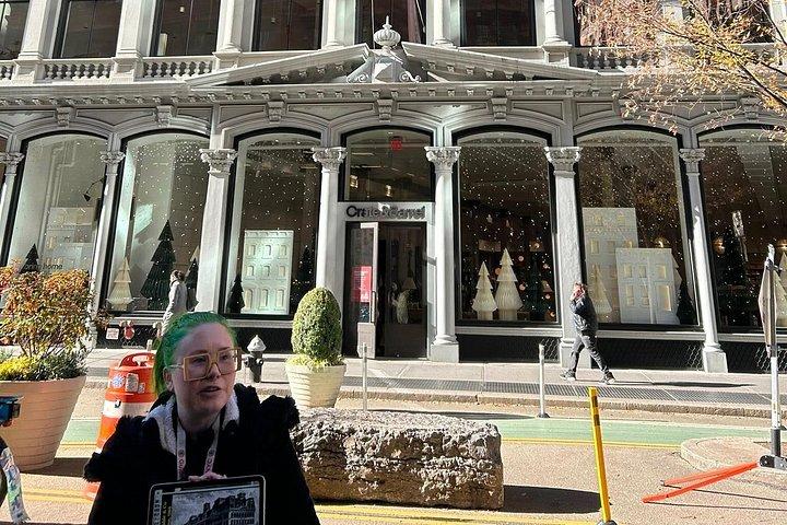 ゴールドエイジNYCショッピングパレス-屋外ウォーキングツアー
