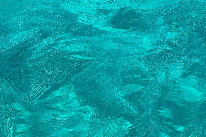 ハルガダ：シュノーケリングとランチ付きのフラフラ島ビーチクルーズ