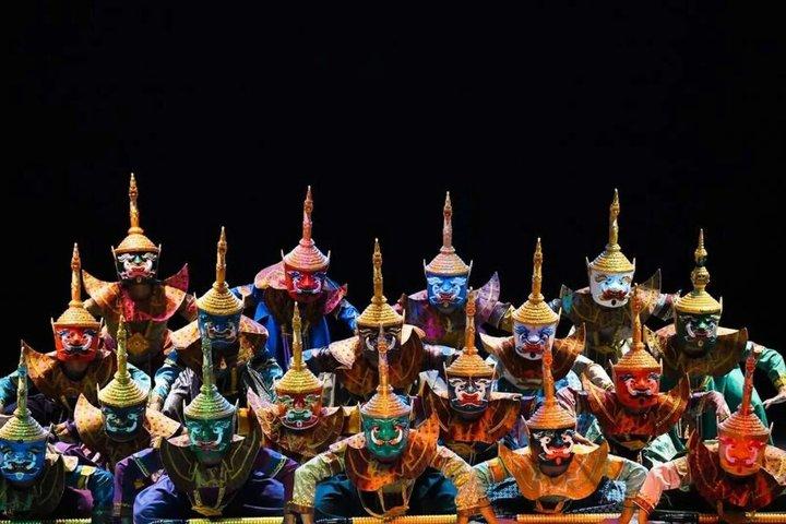 Luang Prabang Buddhas apresentação de palco