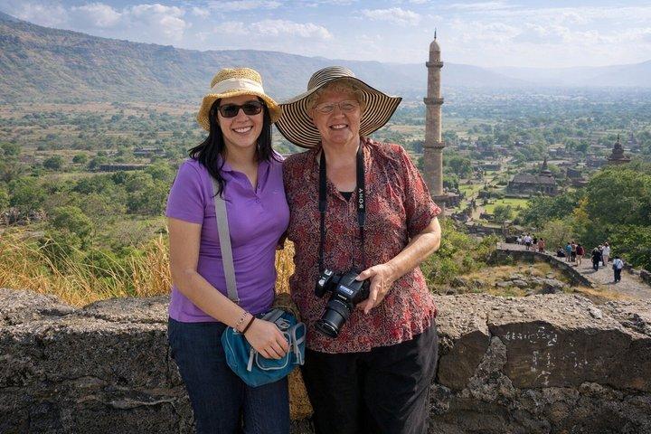 Skip-the-Line : All-Inclusive 2 - Tour privato di un giorno di Ajanta ed Ellora