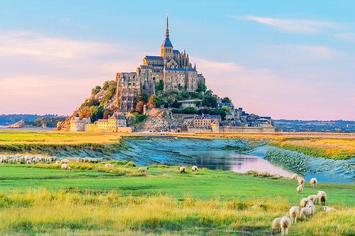 フランス（モンサンミッシェル、モネの家、ノルマンディー）4日ツアー