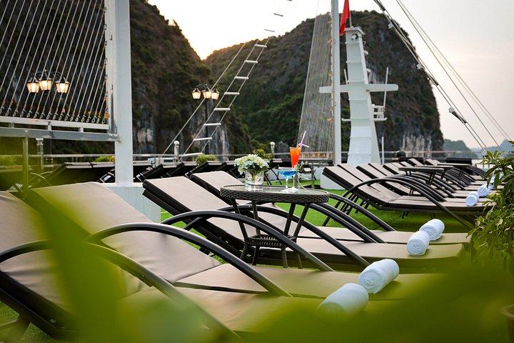 ラパンドラクルーズトップティアランハ湾1泊2日
