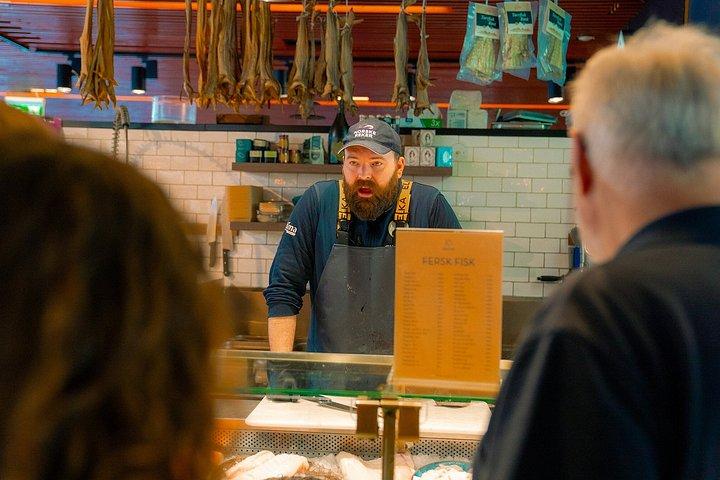 フロイバネン・ケーブルカーで行くベルゲン料理ツアー