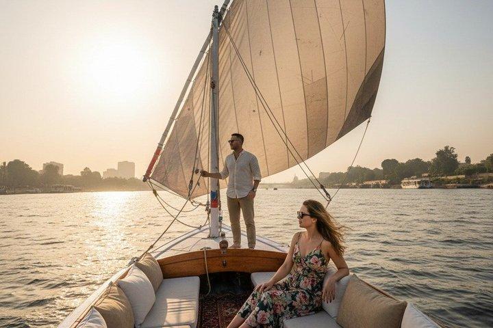 Cairo Tour privato Felucca sul Nilo con pick-up e bevande