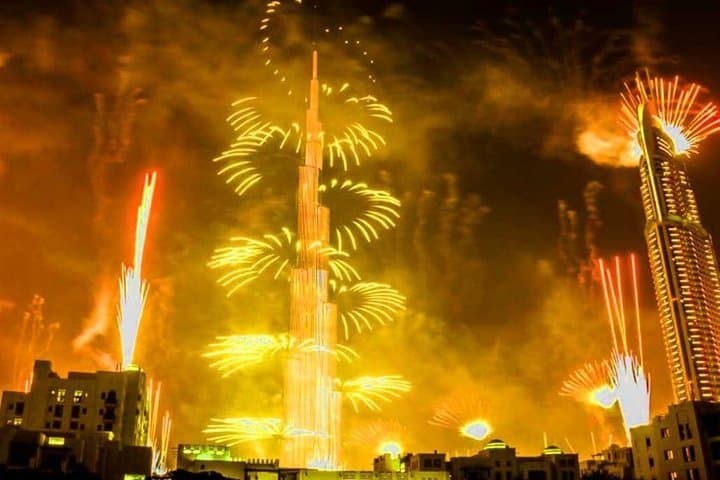 Dubai New Years Cruise 2026 -Free Gifts & Burj Khalifa Fireworks